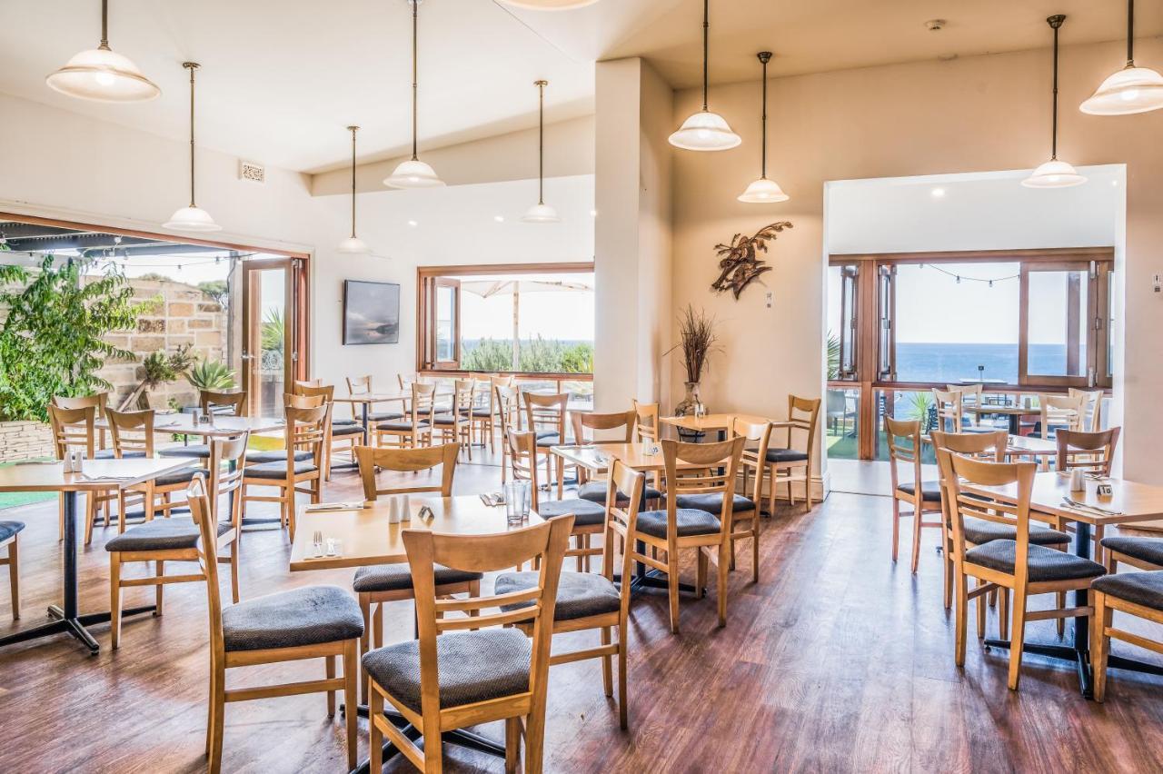 Seafront Hotel Kangaroo Island Penneshaw Екстериор снимка